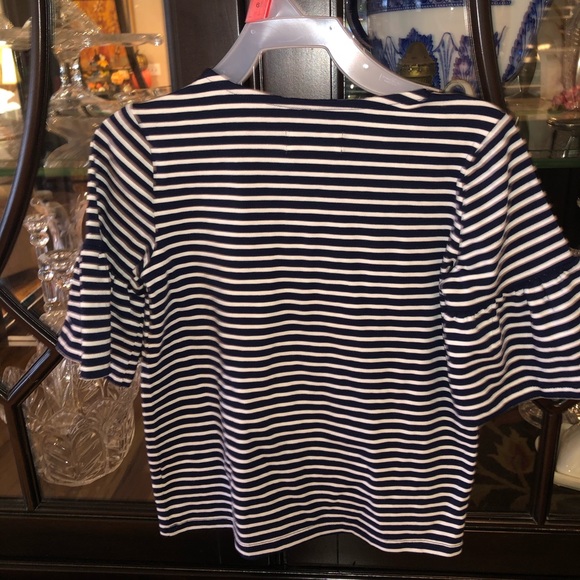 Crown & Ivy Pullover Top - Picture 4 of 4